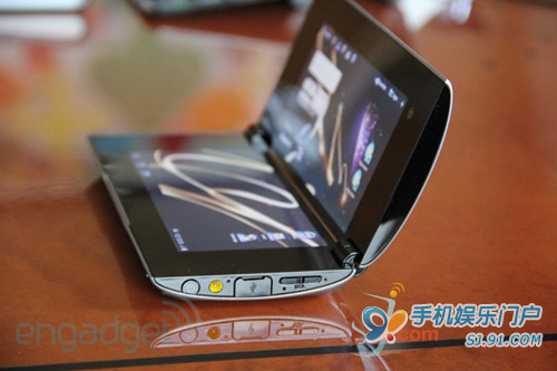 索尼在欧洲推出双屏Tablet P-android资讯-and